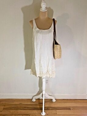 Black Swan Cream Boho Lace Embroidered Lined Slip Midi Dress Medium